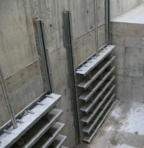 Sluice Gate
