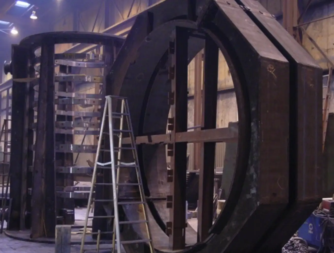 Energy Steel support